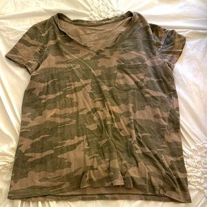 Size medium cute camouflage T-shirt